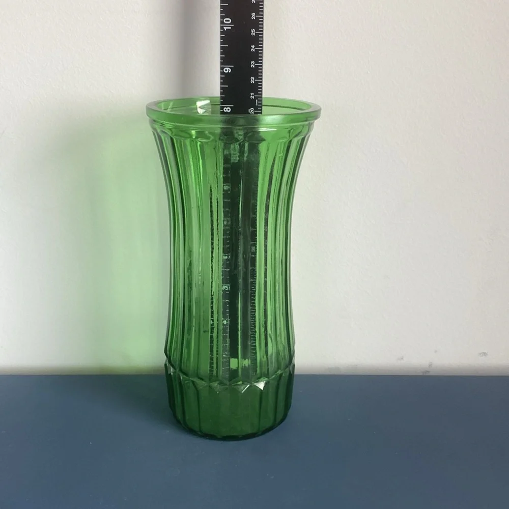 Vintage‎ Hoosier Green Glass Vase